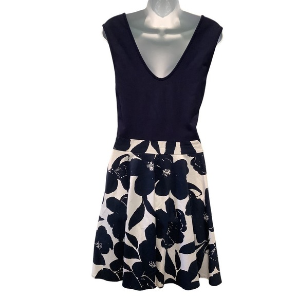 MIUSOL CLASSIC SLEEVELESS  NAVY BLUE AND WHITE FLORAL DRESS S - Picture 6 of 10
